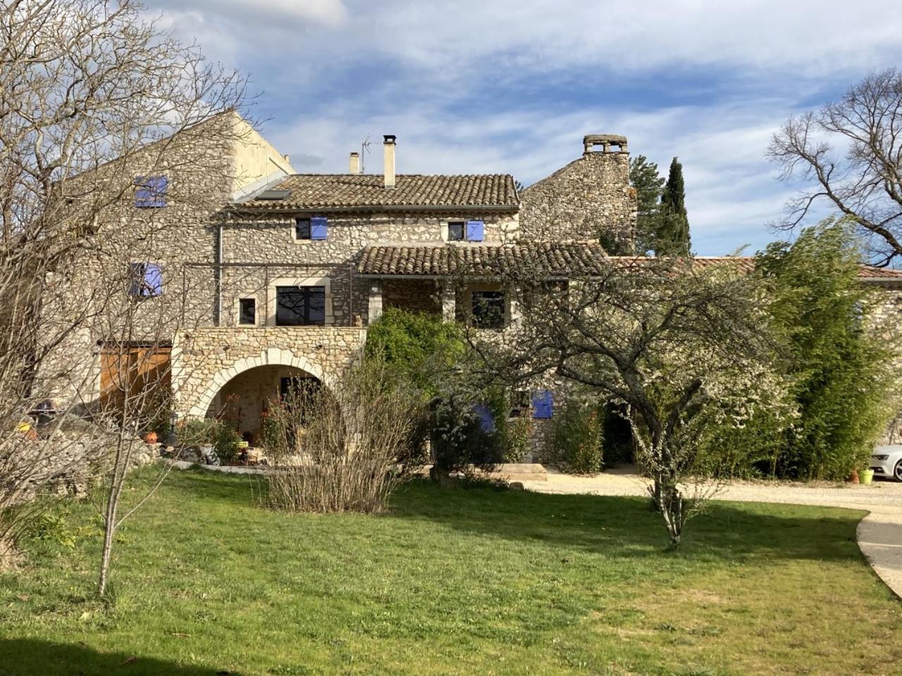 Apartamento A L'ombre Des Tilleuls Lagorce (Ardeche)